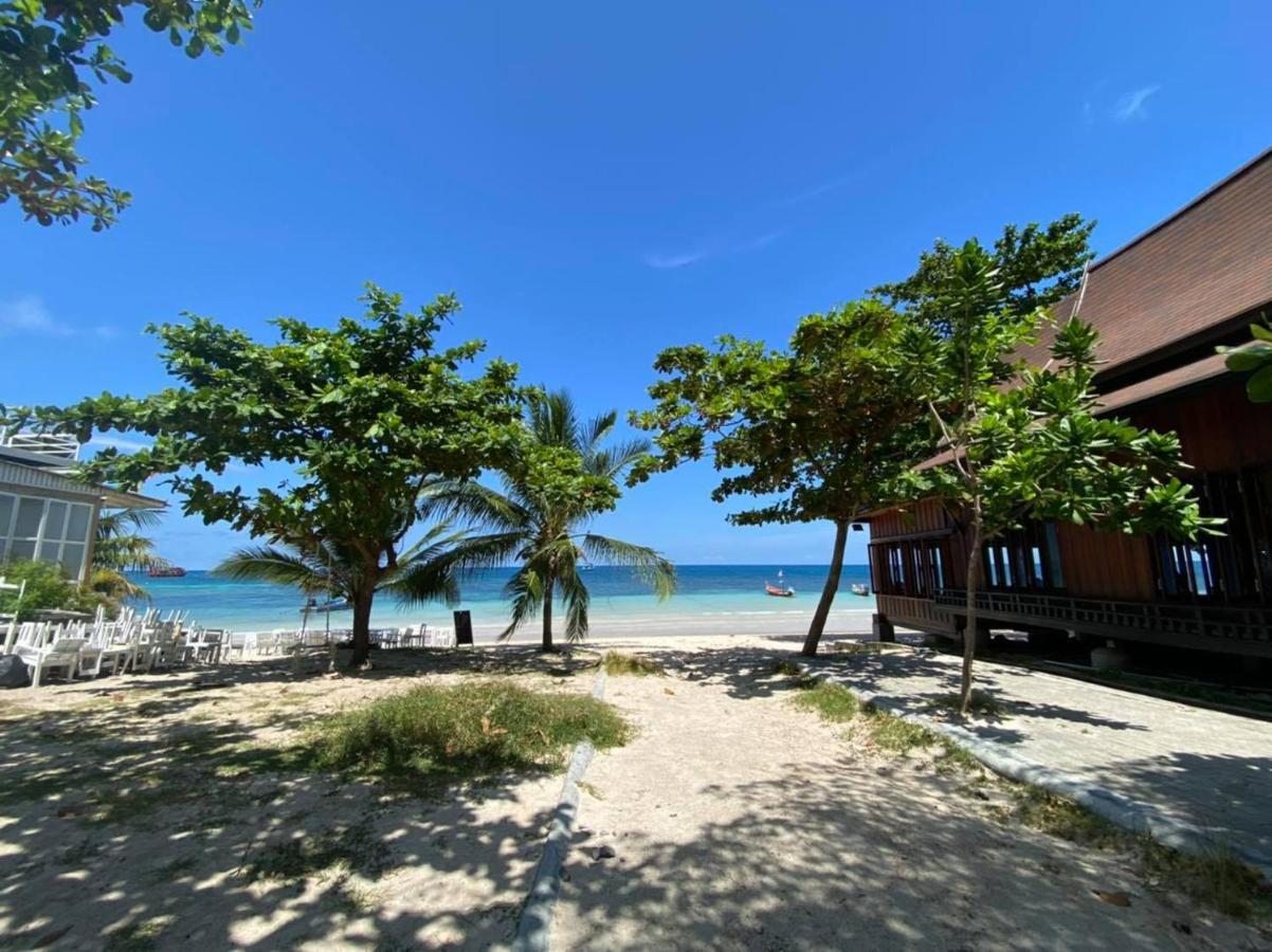 Отель Island Dive Club Тау Экстерьер фото