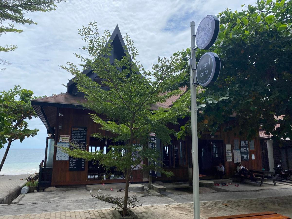 Отель Island Dive Club Тау Экстерьер фото