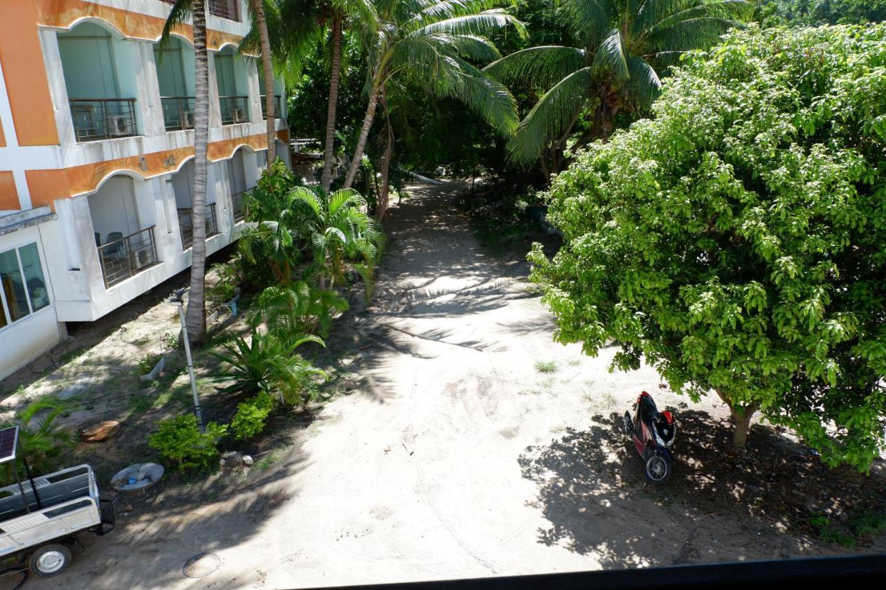 Отель Island Dive Club Тау Экстерьер фото